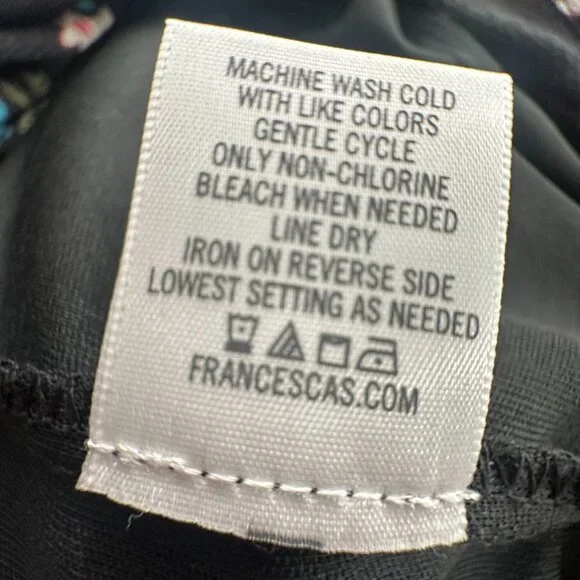 NEW! Miami By Francesca's Romper Small Floral V-Neck Black Red Figure Flattering - Picture 14 of 16